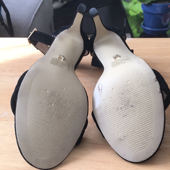 Victoria’s Secret Heels - Picture 3 of 3